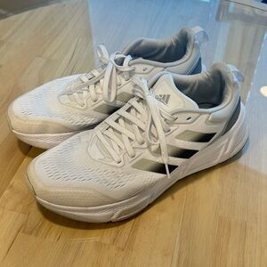 Adidas Men's White Sneakers with Grey Stripes